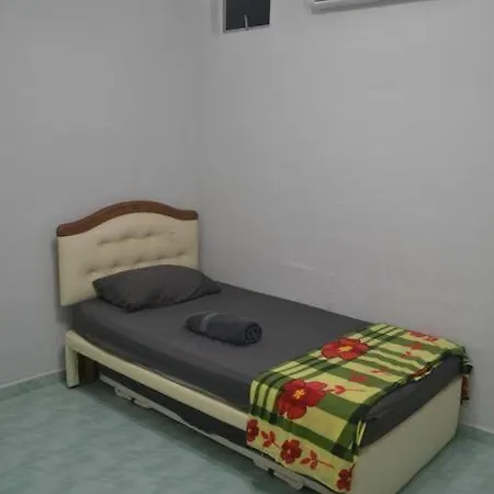 Yim'S Homestay Kuala Kubu Bharu Luaran gambar